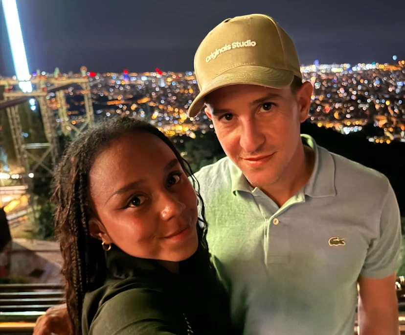 Emma (22) and Marvin (34), $500, Non-smoker, Have pets, and No children