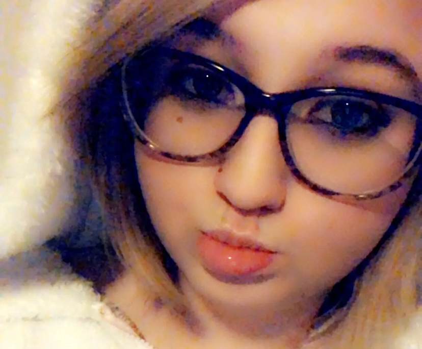 Mickala (30) and Matthew (34), $400, No pets, Non-smoker, and No children