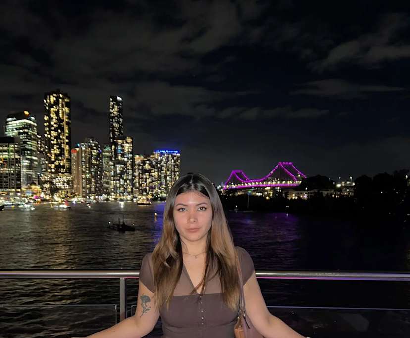 Diana (26) and chris (29), $350, 