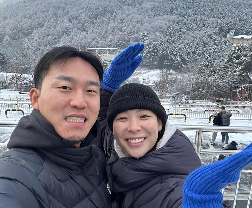 PARK (31), $400, No pets, No children, and Non-smoker