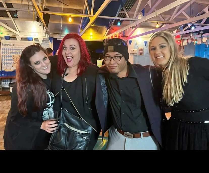 Shaqib (25), $300, Have pets, Smoker, No pets, and No children