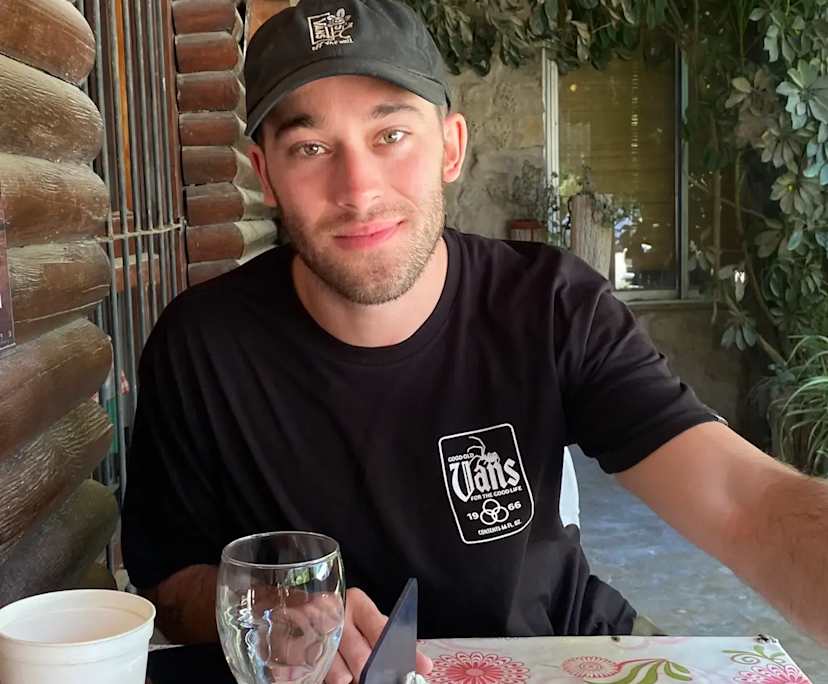Nicolás