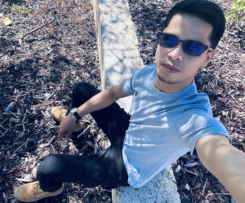 Genaro Jr (30), $200, Non-smoker, No pets, and No children