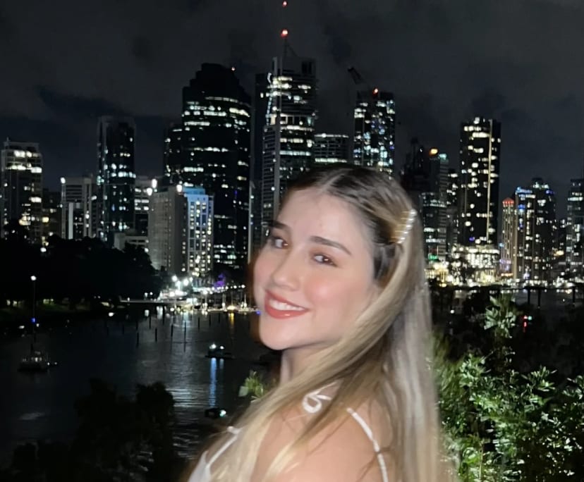 Saray valentina (23), $300, Non-smoker, No pets, and No children