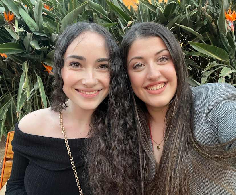 Laura (23) and Judith (23), $400, 