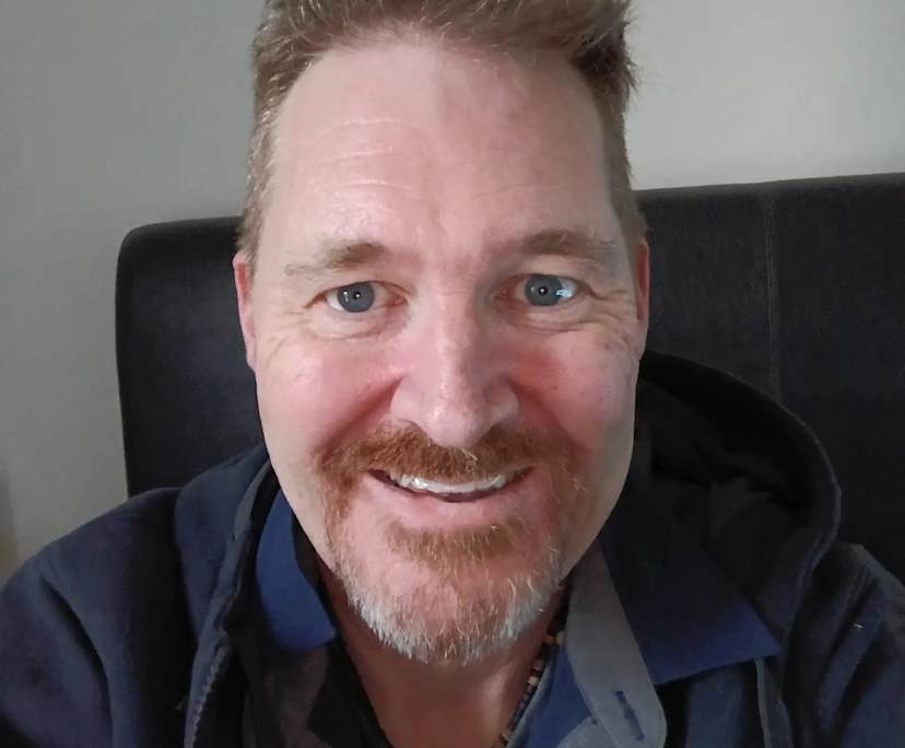 Matt (49), $400, No pets, Non-smoker, and No children