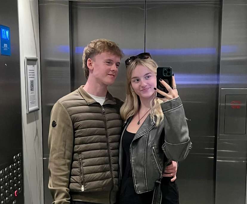 Sophie (20) and Charlie (22), $650, 