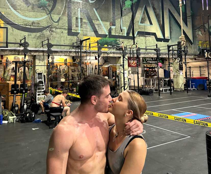 alessandra (27), $750, Non-smoker, No pets, and No children