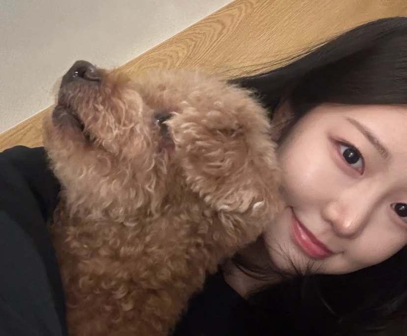 Cindy (29), $350, No pets, No children, and Non-smoker