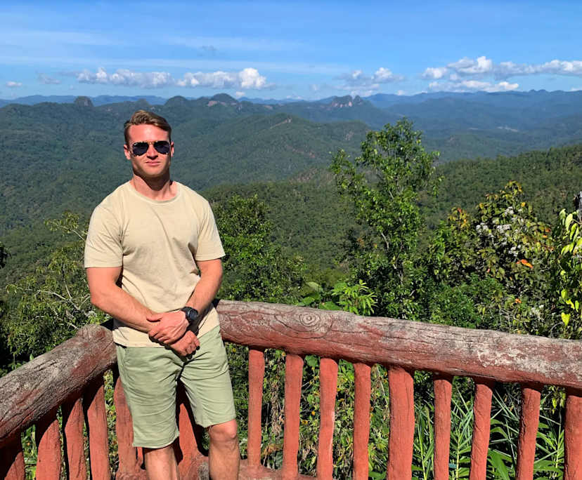 Cal (29), $450, Non-smoker, No pets, and No children