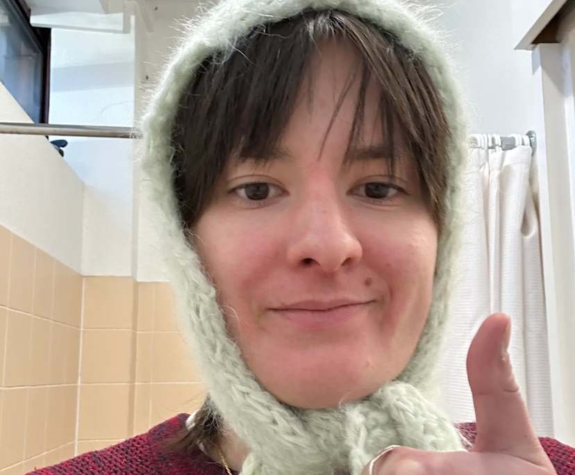 Georgina (29), $300, LGBTQIA+, Non-smoker, Have pets, and No children
