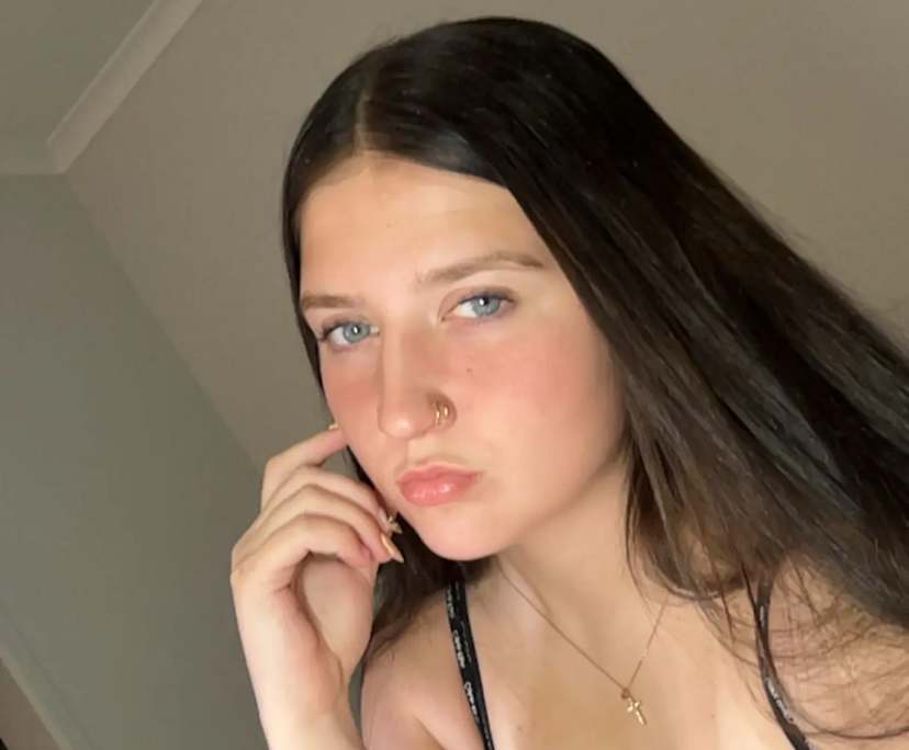 Mia