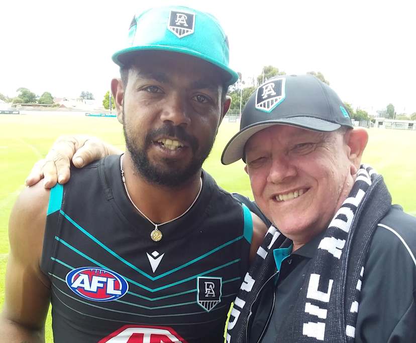 Mark (60), $350, Have pets, Smoker, and No children