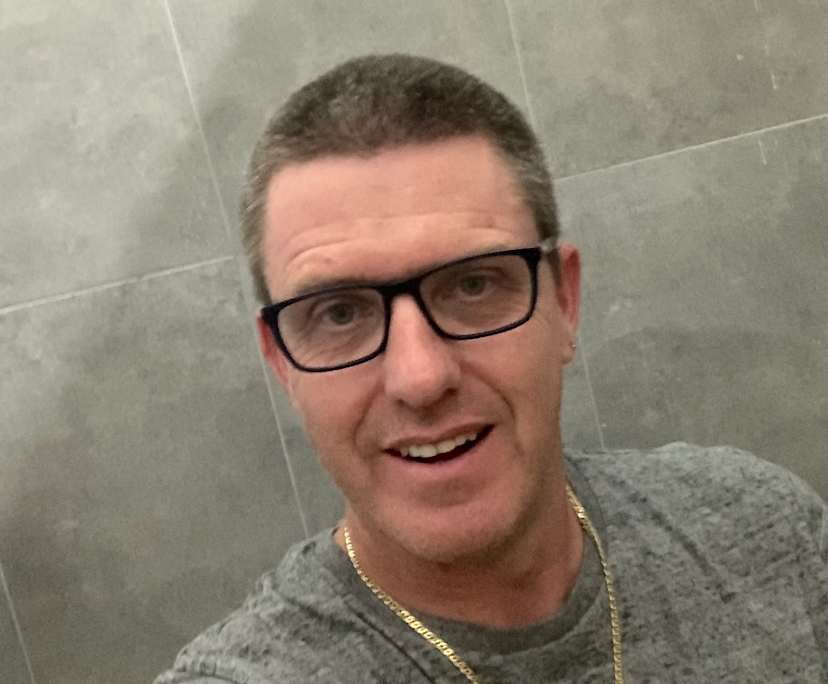 Jaissen (51), $350, Non-smoker, LGBTQIA+, No pets, and No children