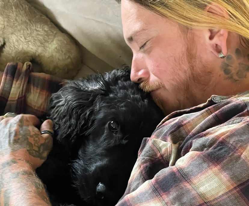 James (33) and Alissa (34), $400, Have pets, Smoker, and No children
