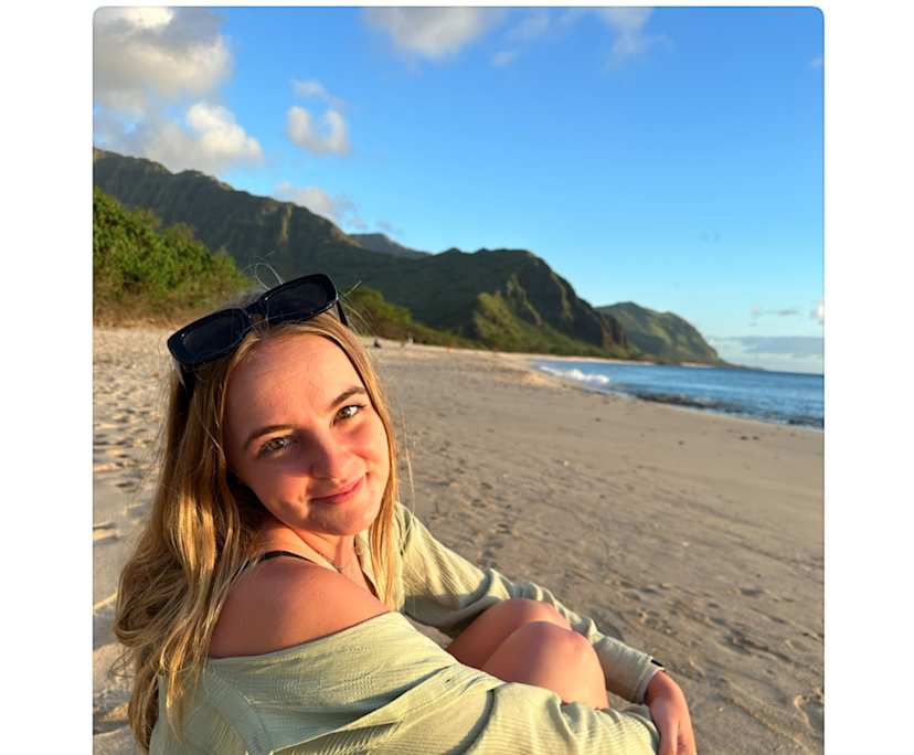 Trevor (25), $400, Non-smoker, No pets, and No children