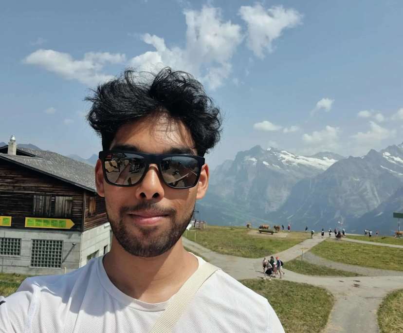 Jamaal (26), $400, Non-smoker, No pets, and No children