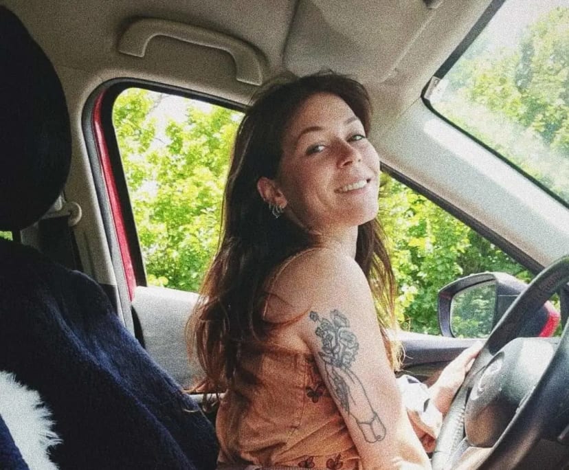 Lucy (26) - Looking in Rubyanna, Bargara, Gooburrum,... | Flatmates.com.au