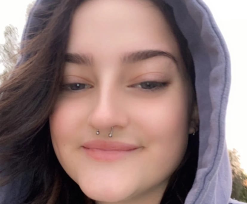 Kira (19) Looking in Mildura