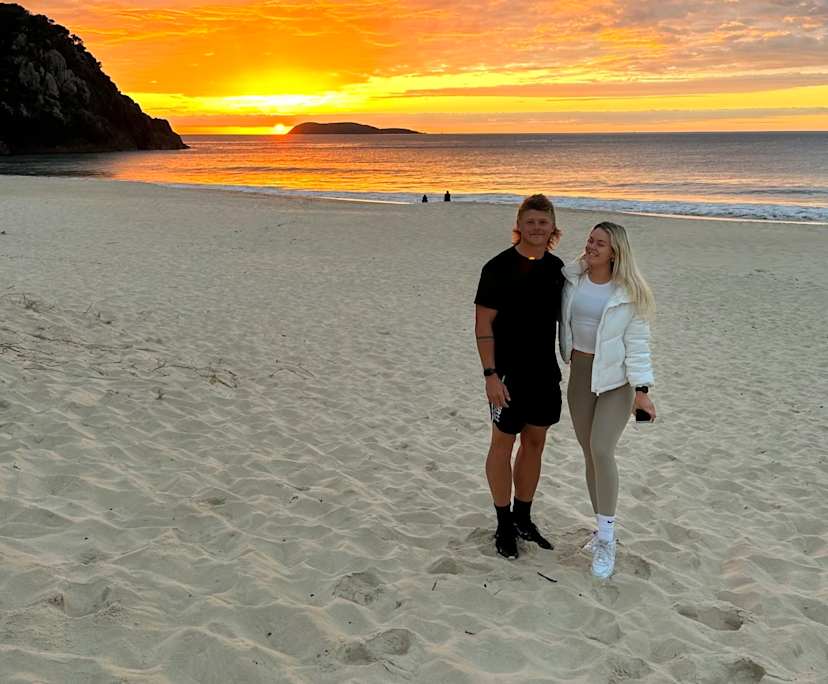 Billy (25) and Charlotte (26), $600, 