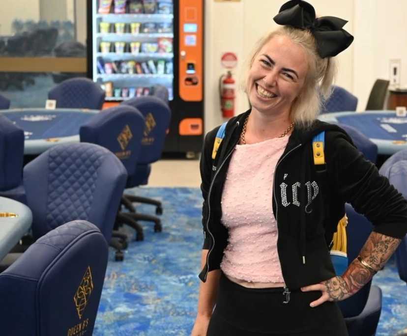 Samantha lake (35), $400, 