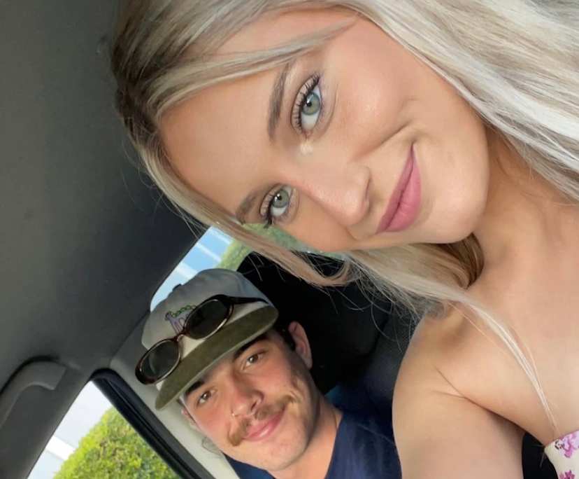 Emily (26) and Daen (24), $300, Have pets, Non-smoker, and No children