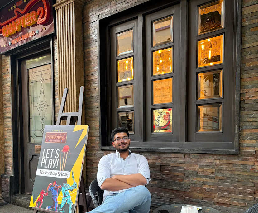 Arka (27), $400, Non-smoker, No pets, and No children