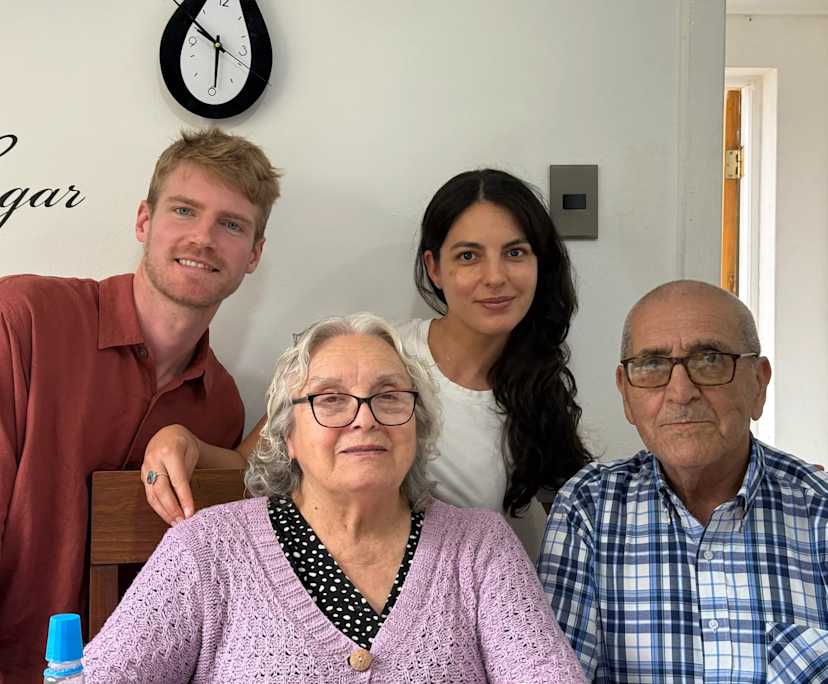 Daniela (35) and Ruppert (30), $380, Non-smoker, No pets, and No children