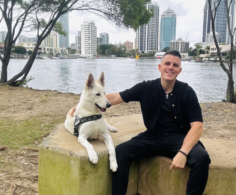 Michael (30), $400, Non-smoker, Have pets, and No children