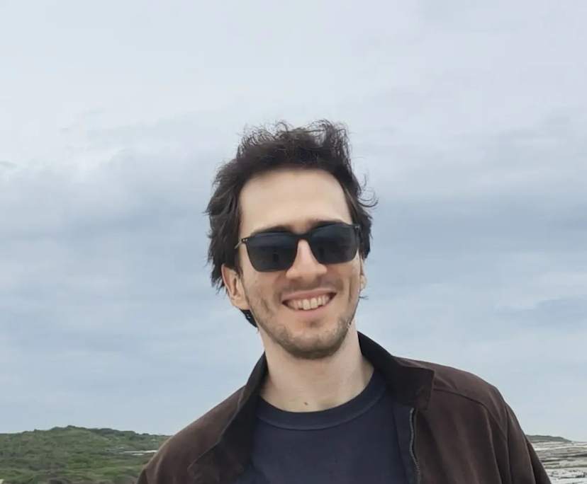Josh (29), $400, Non-smoker, No pets, and No children