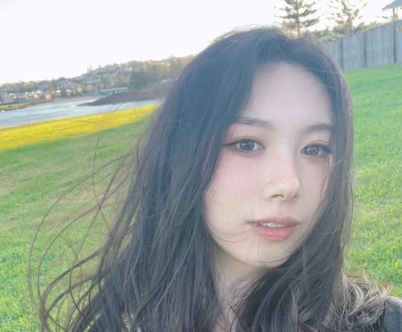 Kathryn (23), $350, Non-smoker, No pets, and No children