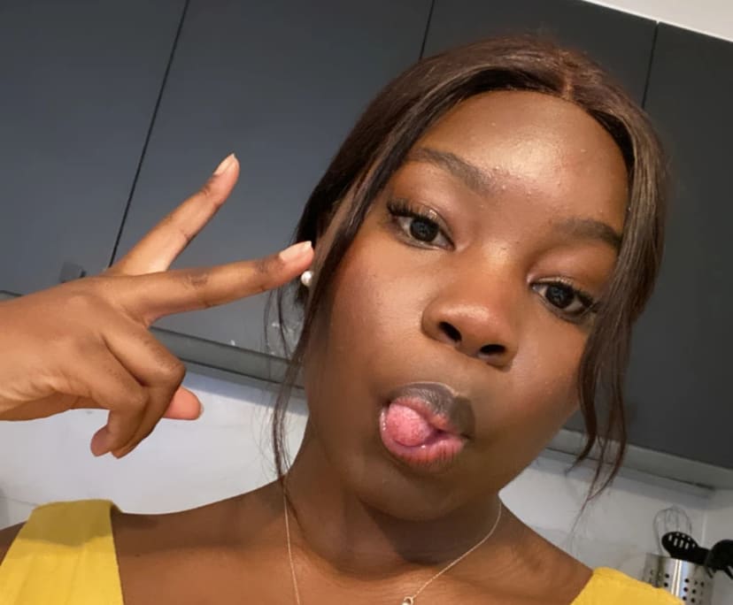 Monica (25), $250, Non-smoker, No pets, and No children