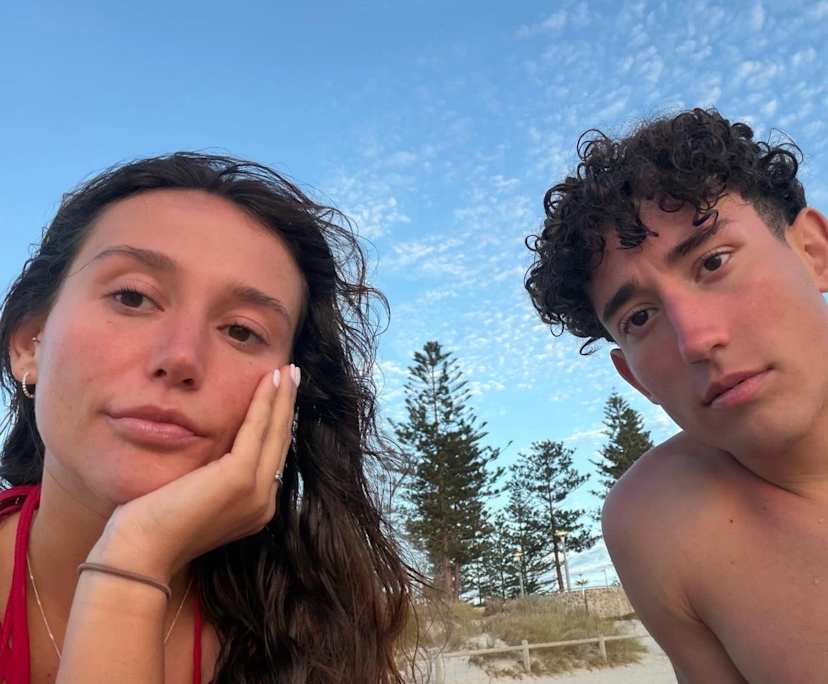 Fiona (26), $300, Non-smoker, No pets, and No children