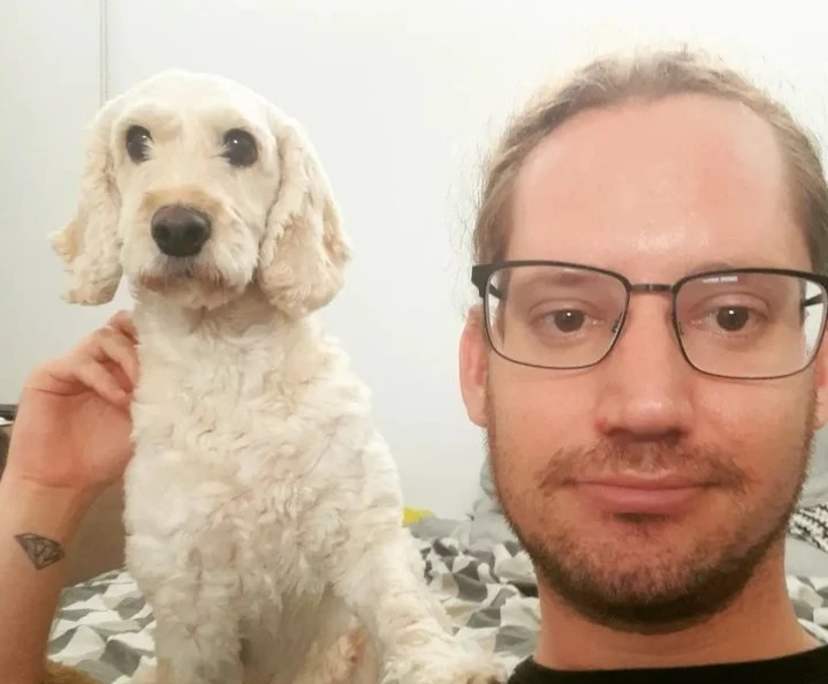 Andrew (35), $300, LGBTQIA+, Non-smoker, Have pets, and No children