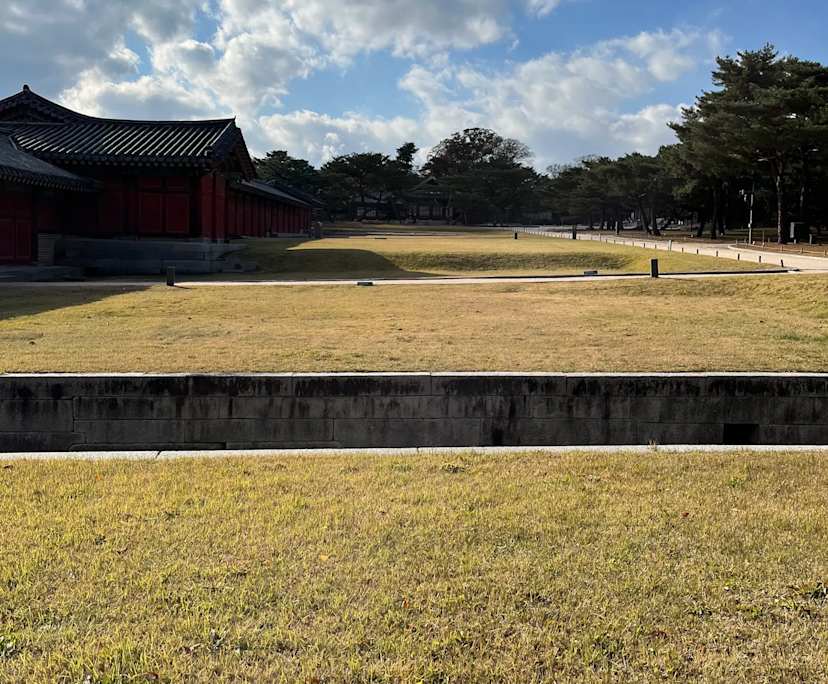 jimmy (27), $300, Non-smoker, No pets, and No children