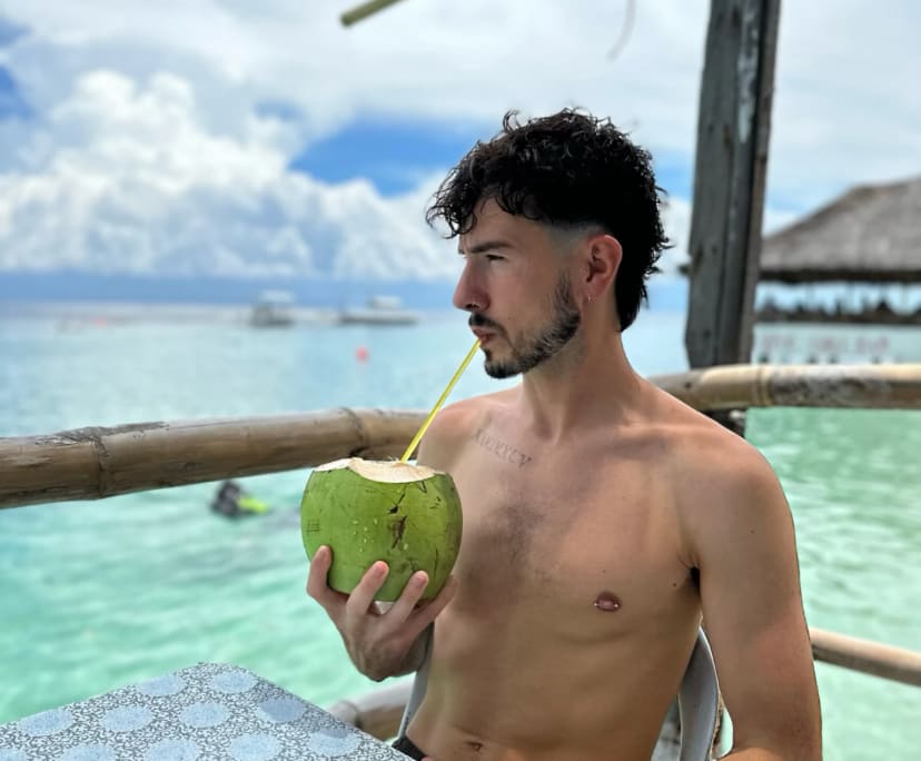 Cormac (27), $450, Non-smoker, No pets, No children, and LGBTQIA+