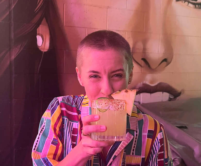 Bec (33), $350, LGBTQIA+, Non-smoker, No pets, and No children