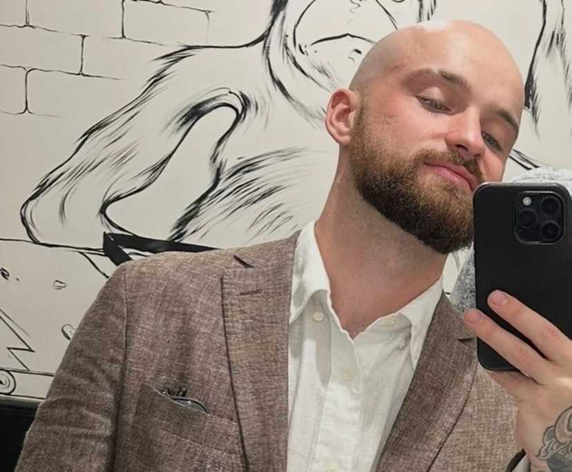 Lachie (28), $320, No pets, Non-smoker, and No children