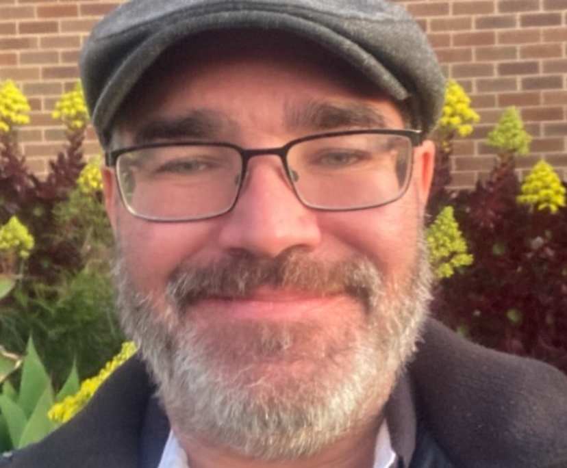 Aaron (49), $220, Smoker, No pets, and No children