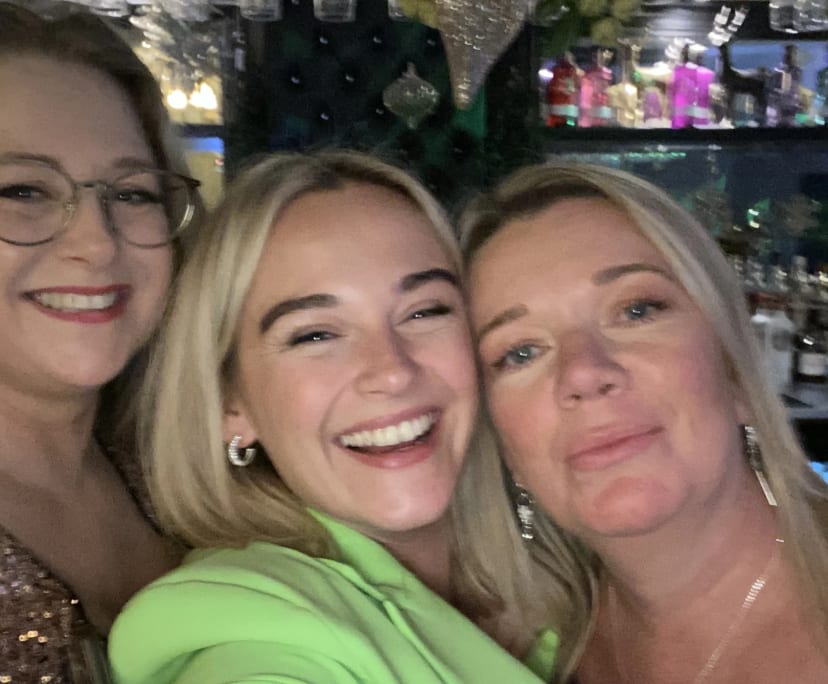 Abbie (31), $800, Non-smoker, No pets, and No children