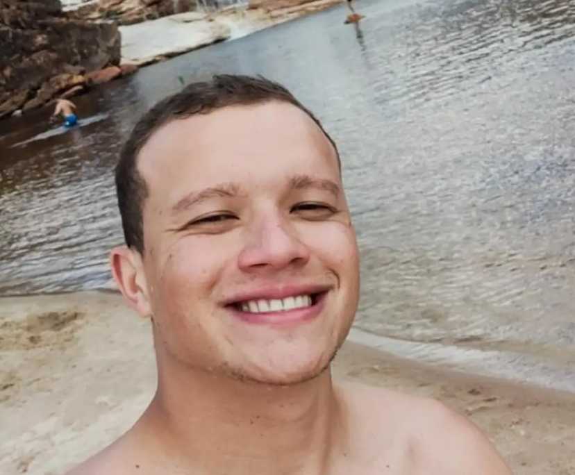 Douglas Leão