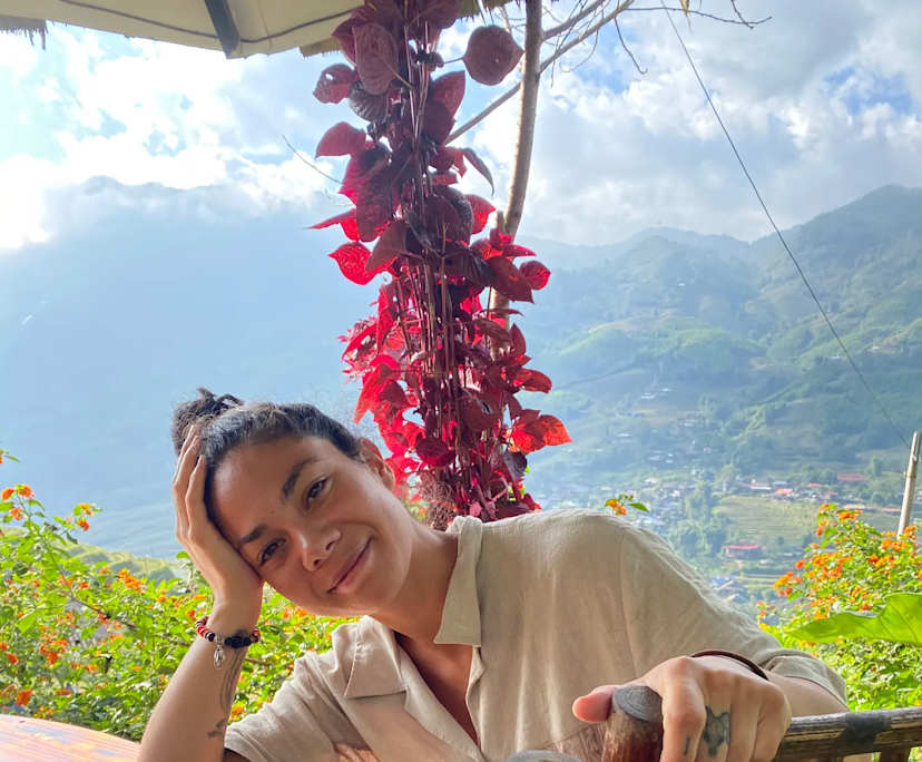 Mele (31), $300, LGBTQIA+, Non-smoker, No pets, and No children