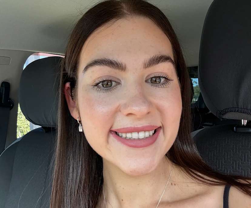 Emily (23), $300, Non-smoker, No pets, and No children