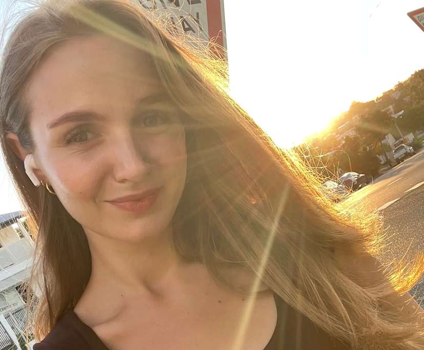 Luise (25), $300, Non-smoker, No pets, and No children