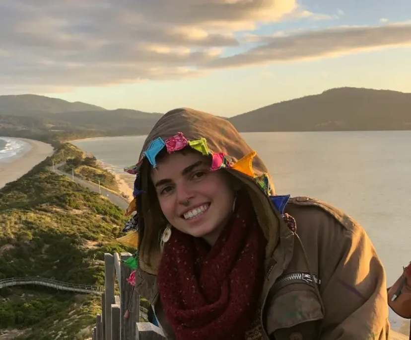 Xina (25), $250, LGBTQIA+, Non-smoker, No pets, and No children
