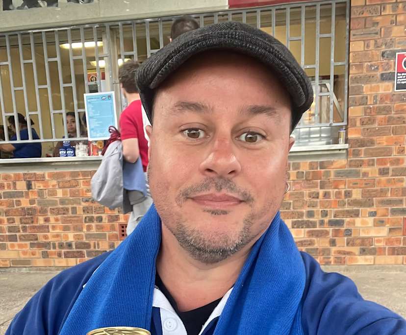 Josh (39), $350, No pets, No children, and Non-smoker