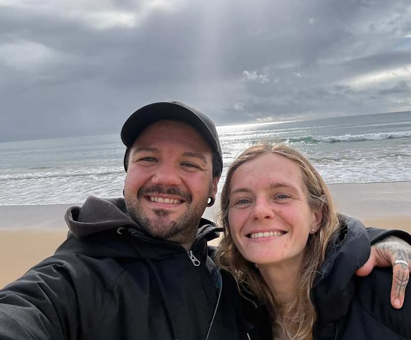 Ray (35) and Kirsten (29), $700, Non-smoker, Have pets, and No children
