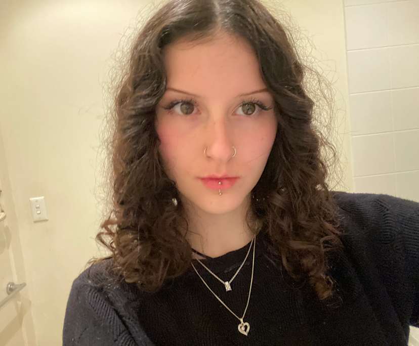 Skylah (20), $280, No pets, Non-smoker, and No children