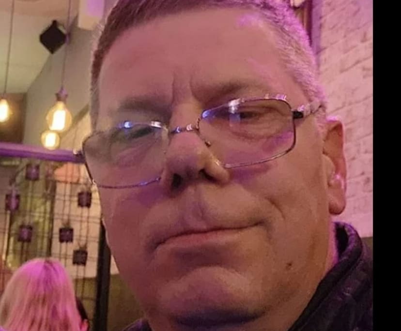 Paul (55), $250, Smoker, No pets, and No children