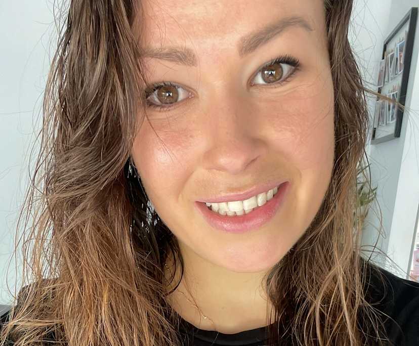 Alexia Marce (32), $350, Non-smoker, Have pets, and No children